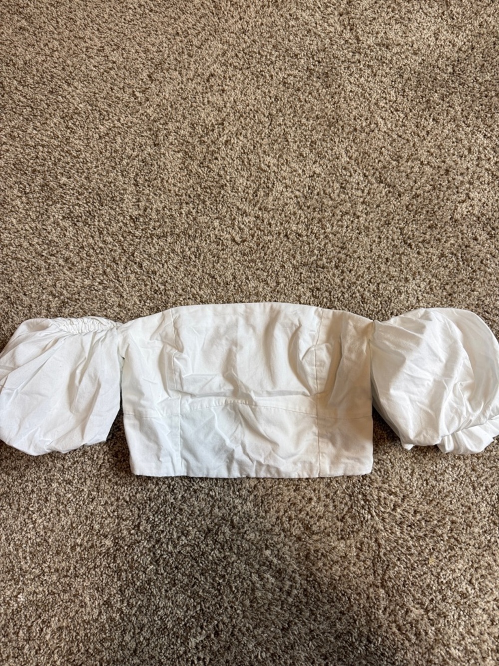 Abercrombie & Fitch White Off-Shoulder Puff Sleeve Crop Top